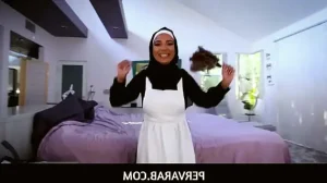 pervarab teen maid in hijab gets ready to get acquainted with my cock 1733491596