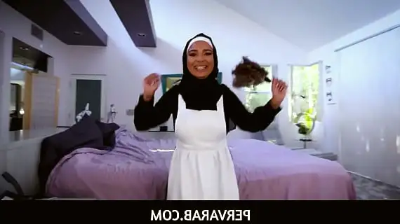 pervarab teen maid in hijab gets ready to get acquainted with my cock 1733491596